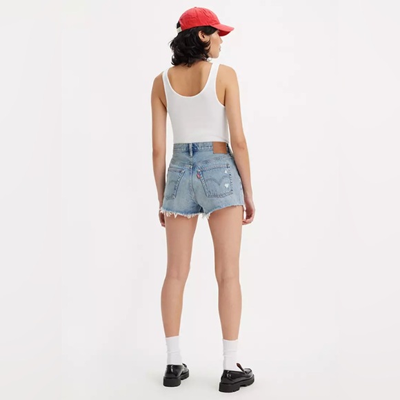 LEVI’S PREMIUM 501 Medium Light Wash Distressed High Rise Cutoff Denim Shorts 26 - Picture 4 of 16